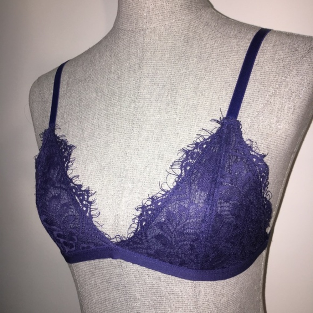 TOBI Navy Lace Bralette Medium Lacey Bra Medium